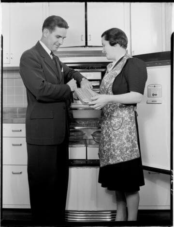 Joe Long, Miss Carroll
