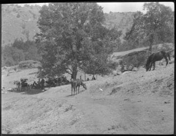 Gambling after the shearing. Yokuts - Tule River Reservation