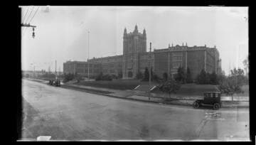 Los Angeles High School, 4600 Country Club Drive, Los Angeles. December 14, 1924