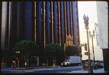 Last day of Richfield Building's entrance
