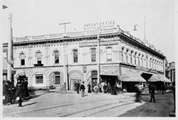 Spring and Temple Streets, approximately 1905