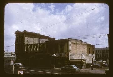 Wrecking old-timers at the freeway