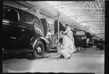 Studebaker assembly line, Loma Vista Avenue, Los Angeles. 1936