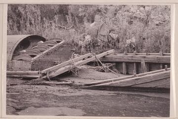 Wreck of steamer Charles H. Spencer at Lees Ferry
