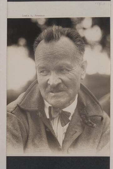 Lewis R. Freeman when promoting the Radiola and the Elto motor.  Ohio River