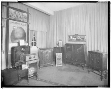 Atwater Kent Radio Store, 817 East Colorado, Pasadena. 1928