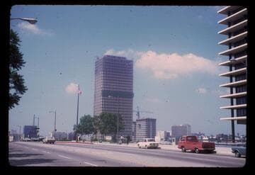 Apartments going up at 1st and Hope Streets
