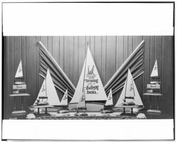 Edison display - Sail Through Your Ironing
