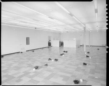 Office and manufacturing rooms in building