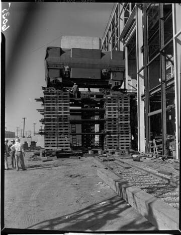 Moving condenser into steam plant